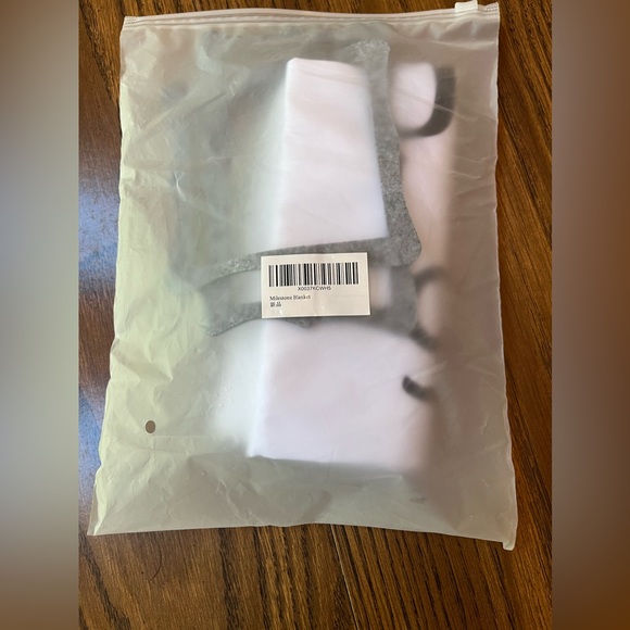 Baby’s Milestone Blanket New - Picture 6 of 6